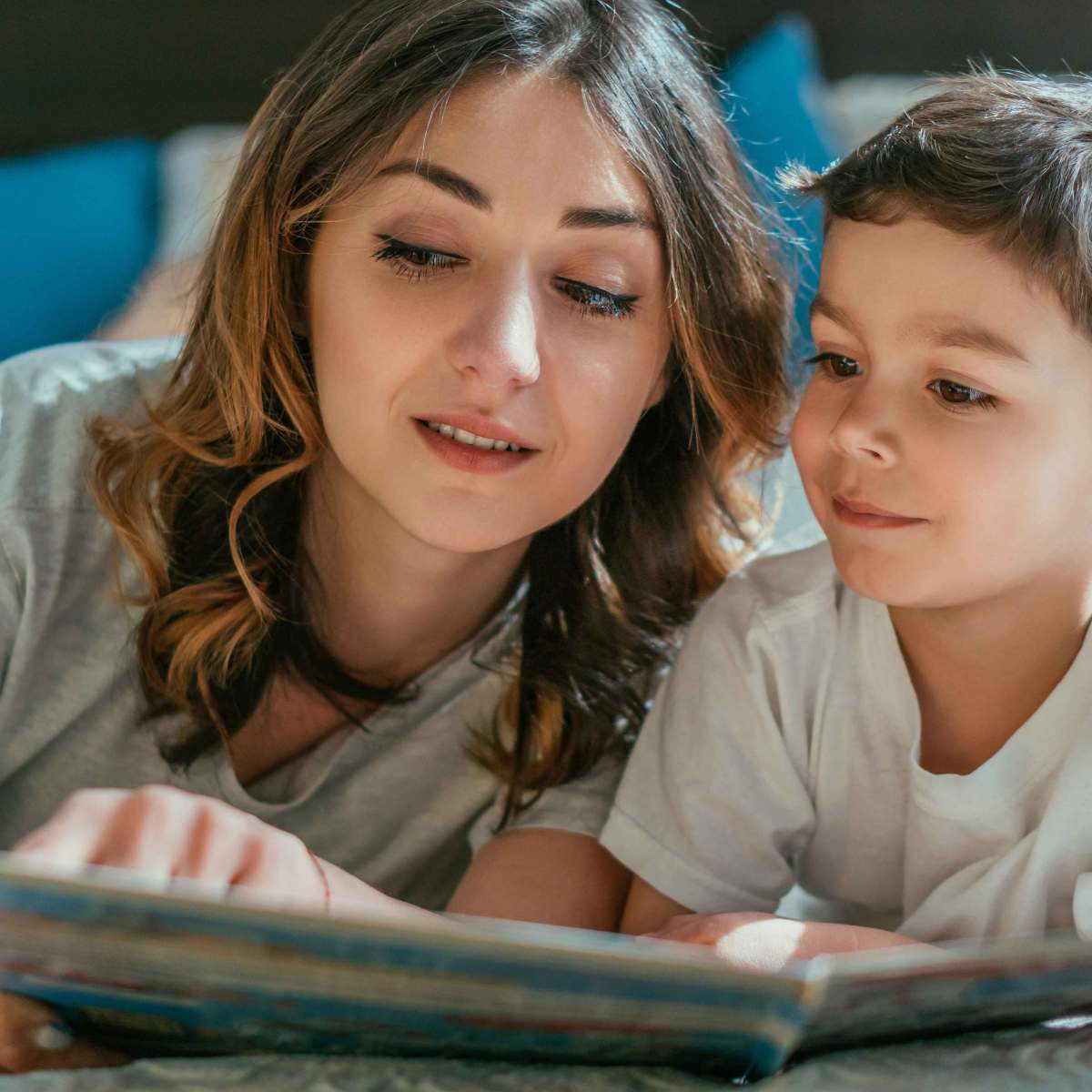 Zum Weltfrauentag: 4 B&uuml;cher, die Vielfalt und Gleichberechtigung ins Kinderzimmer bringen