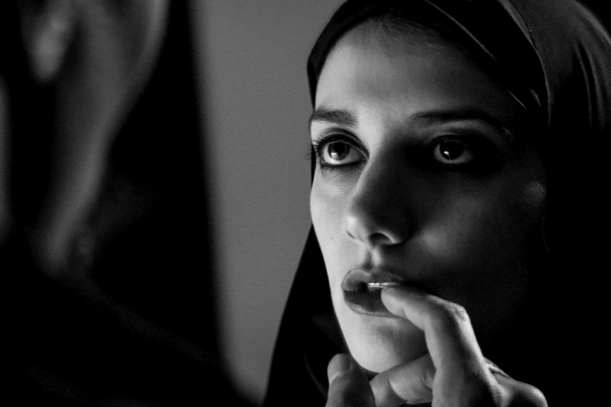 Die besten Horrorfilme: A Girl Walks Home Alone At Night Die besten Horrorfilme: A Girl Walks Home Alone At Night