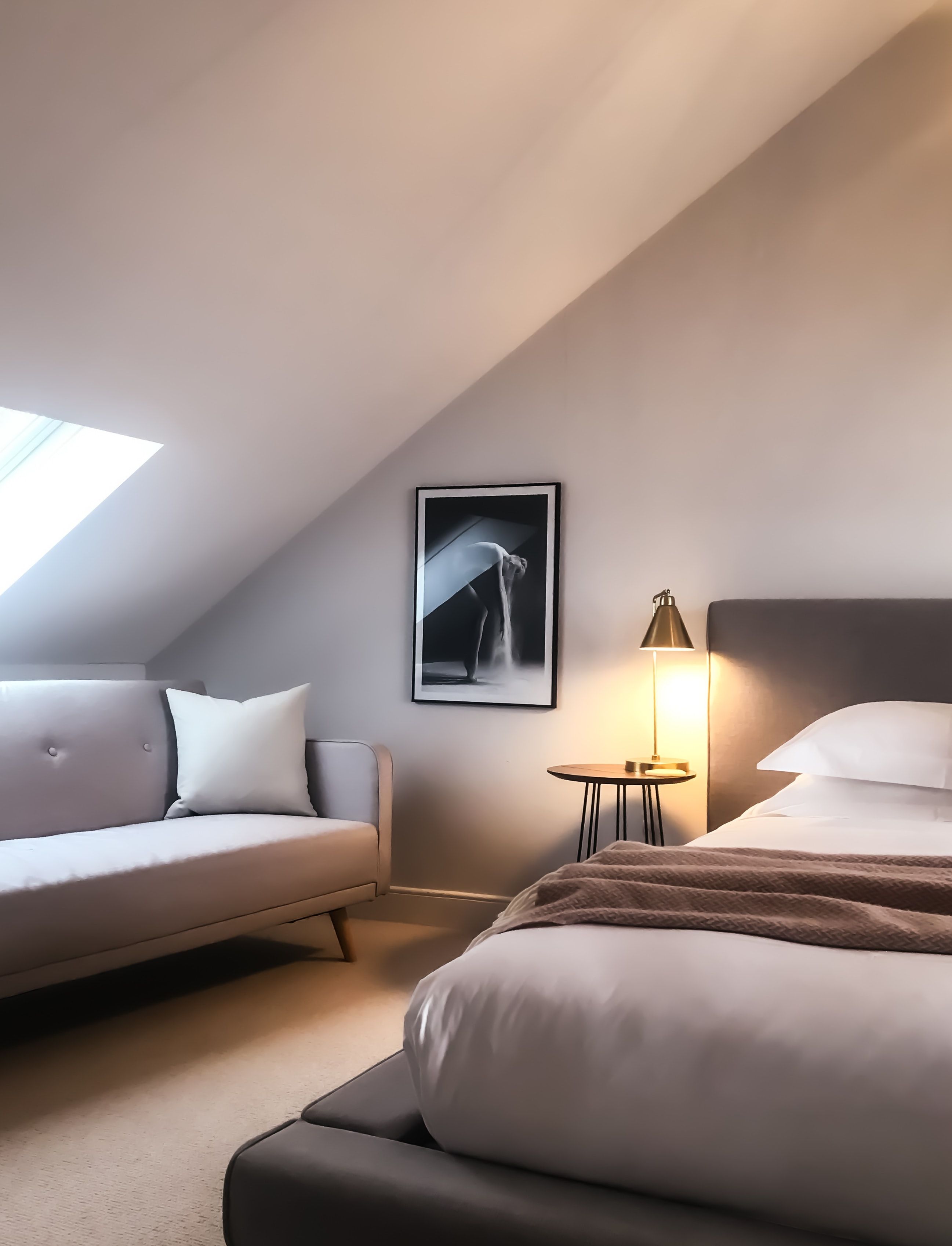 Weiß als Wandfarben für das Schlafzimmer Weiß als Wandfarben für das Schlafzimmer