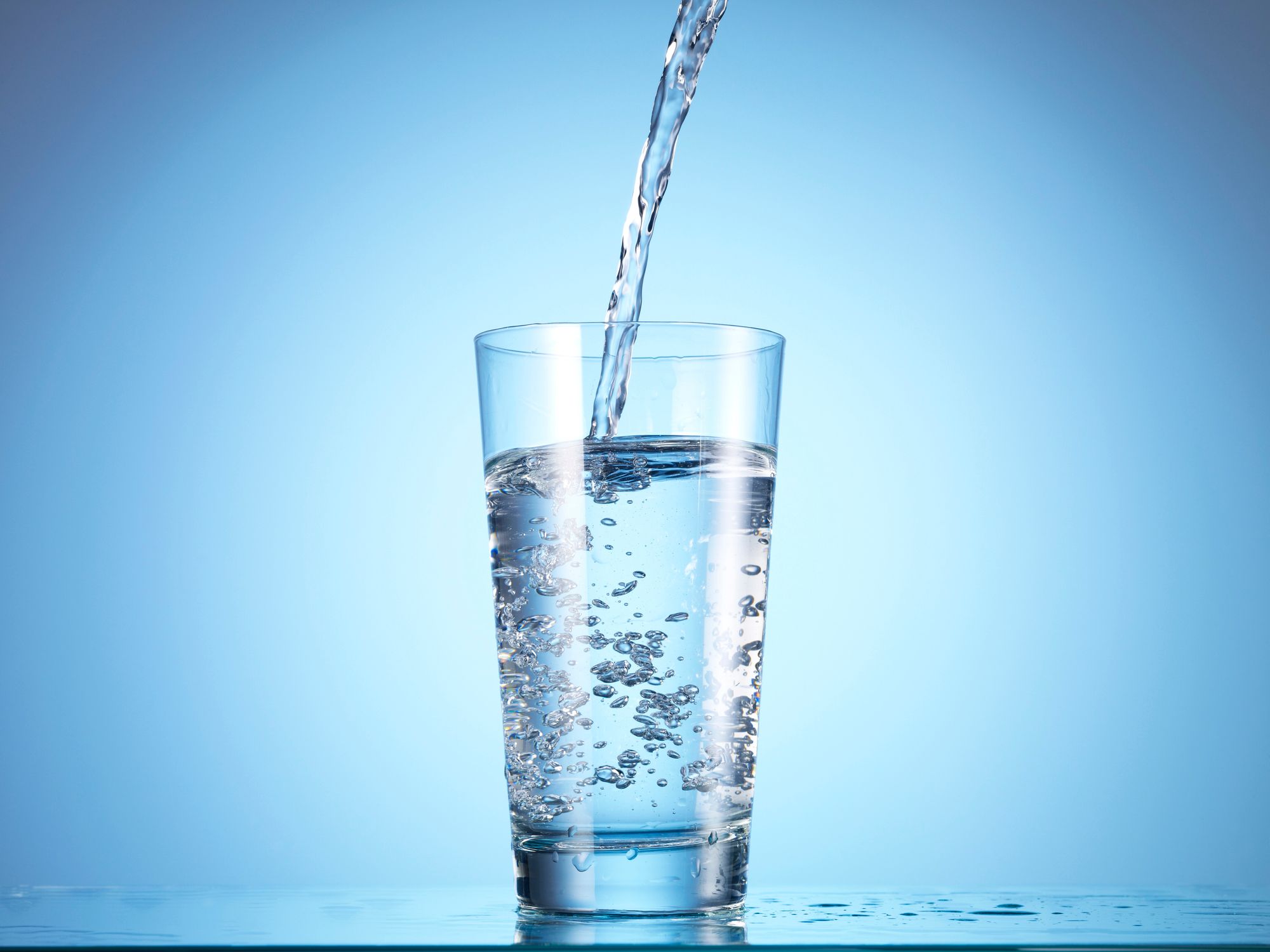 Viel Wasser trinken Viel Wasser trinken