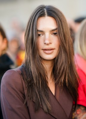 Frisuren 2021: Softer Stufenschnitt Frisuren 2021: Softer Stufenschnitt