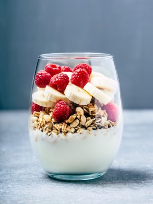 Frühstücksidee #1: Müsli im Glas Frühstücksidee #1: Müsli im Glas