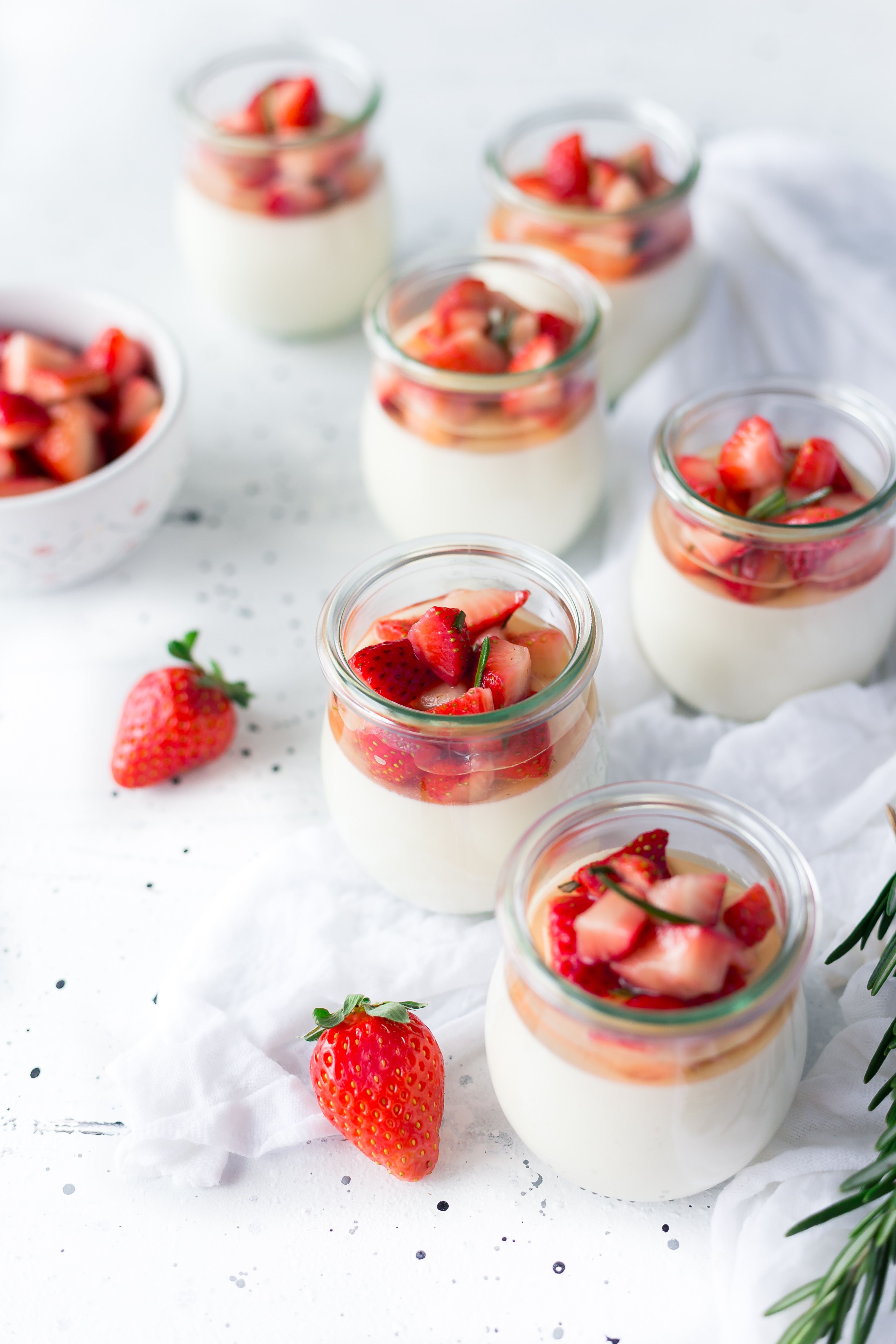 Low Carb Desserts: Gesunde Nachtisch Rezepte Low Carb Desserts: Gesunde Nachtisch Rezepte