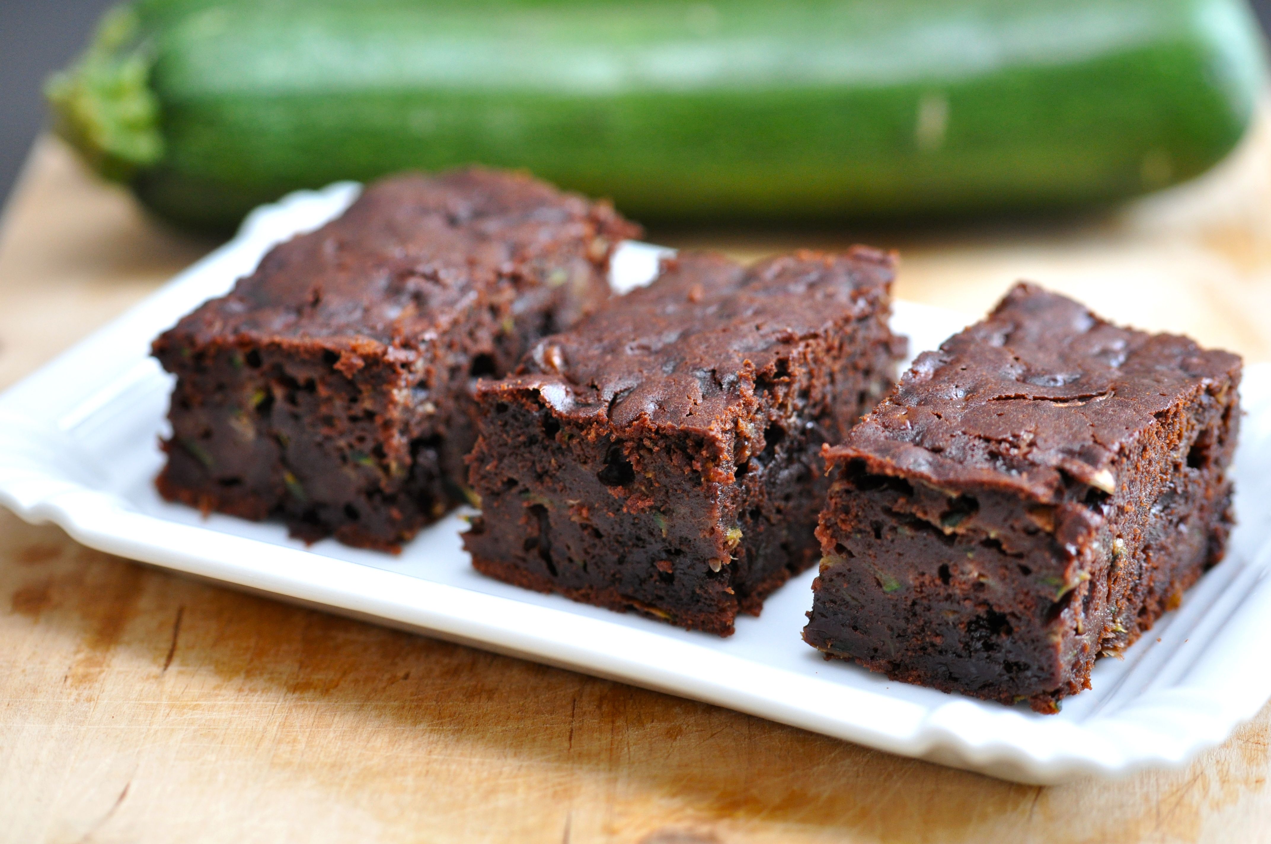 Low Carb Dessert: Zucchini Brownies Low Carb Dessert: Zucchini Brownies