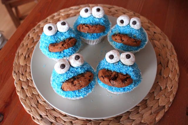 Krümelmonster-Muffins backen: einfaches Rezept Krümelmonster-Muffins backen: einfaches Rezept