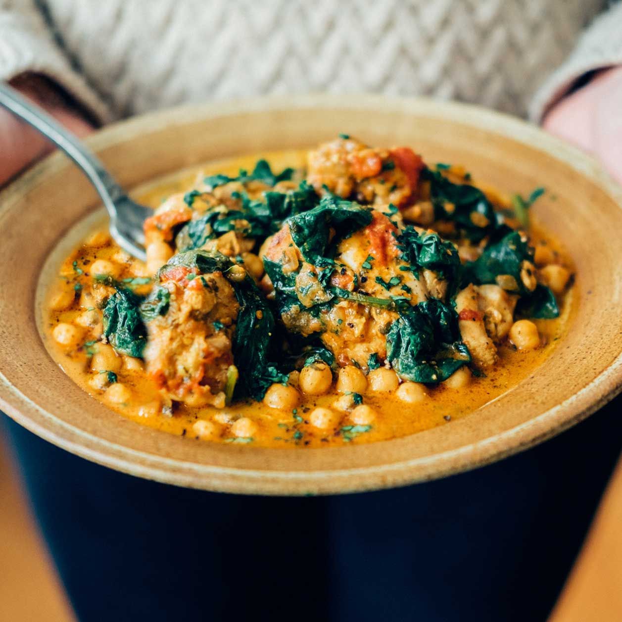 Leichter Lunch: Kicherebsen mit Curryso&szlig;e