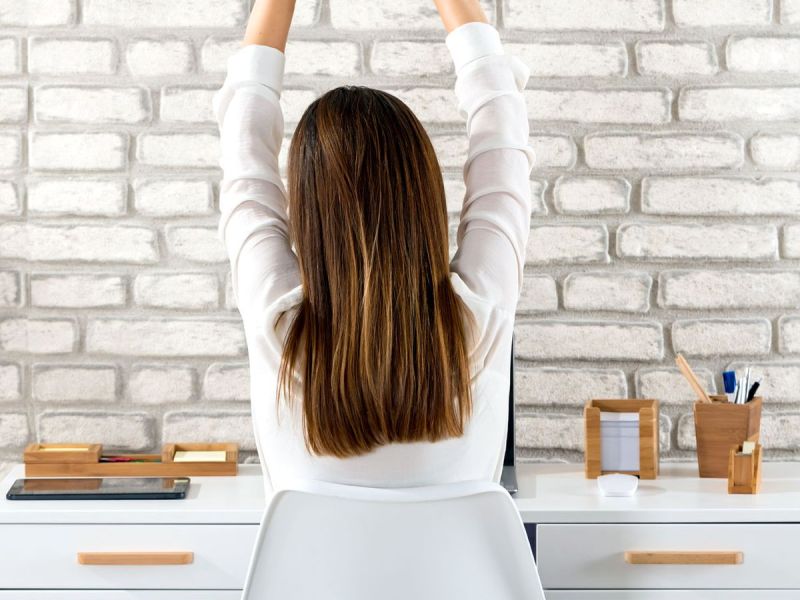 B&uuml;rojob? Dann solltest du t&auml;glich diese 4 Stretching-&Uuml;bungen machen