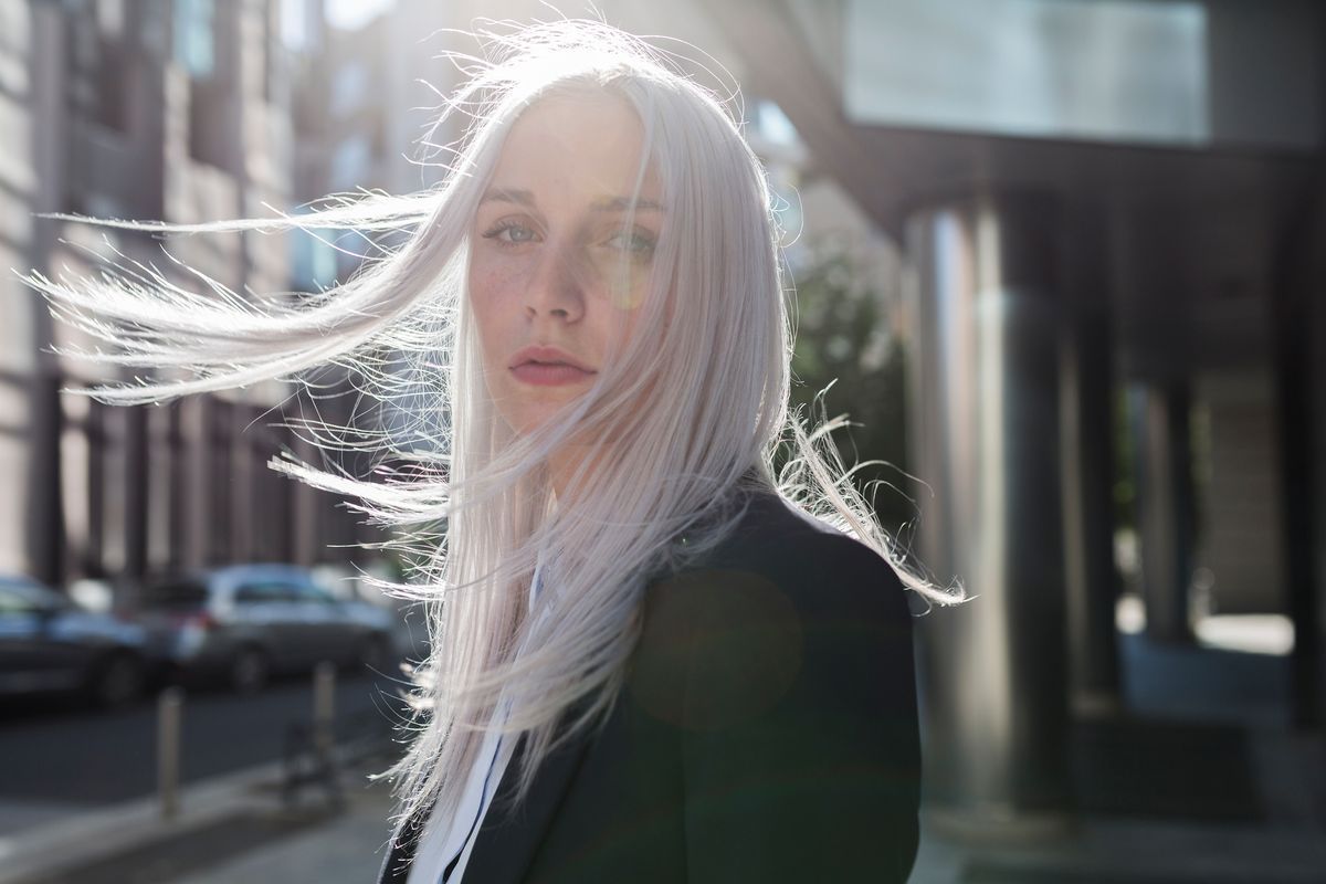 Lust auf graue Haare? F&uuml;r Blondinen kein Problem.