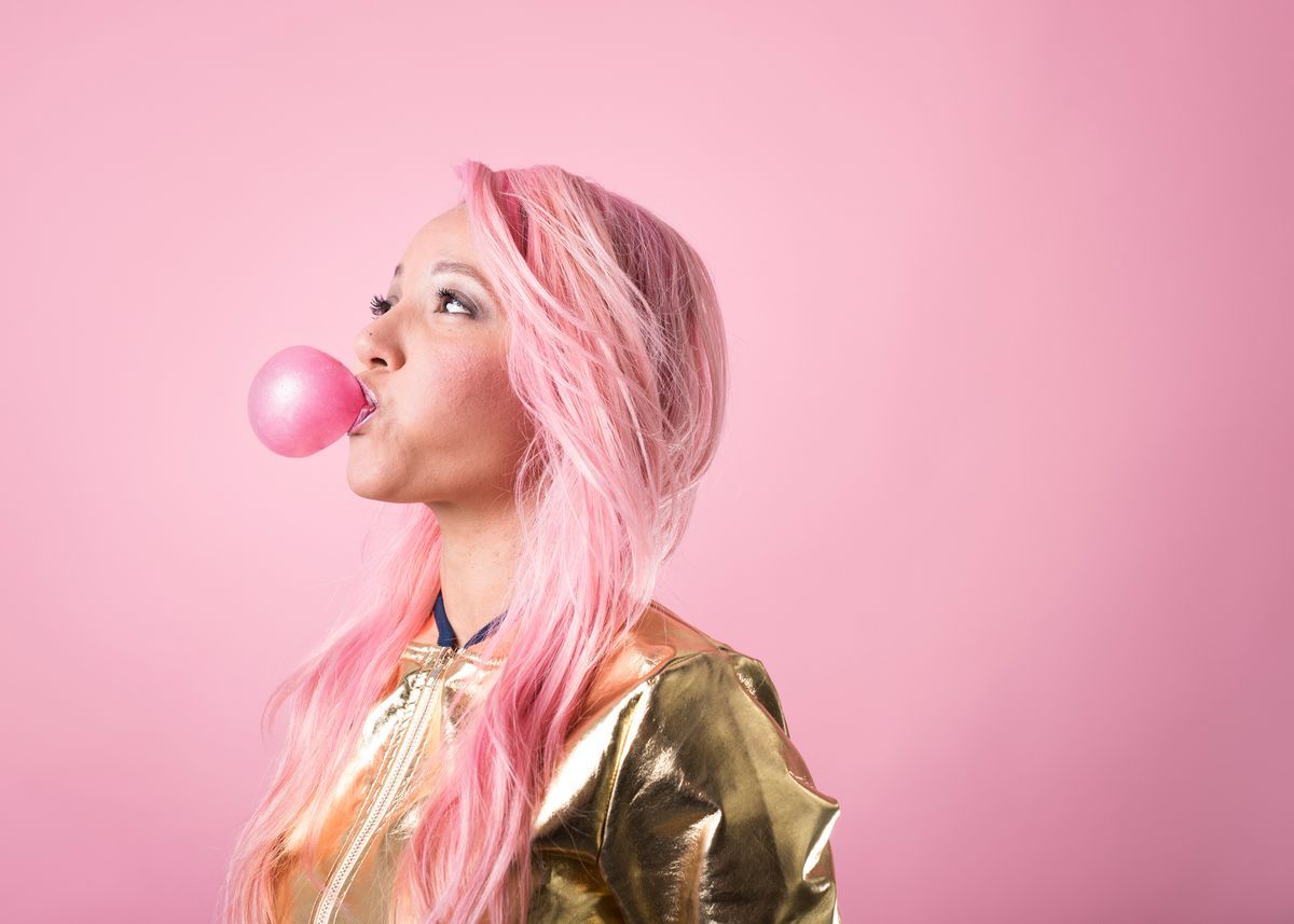 Blond, Brünett oder doch eher Pastell? Der Test verrät welche Haarfarbe dir gut steht.
