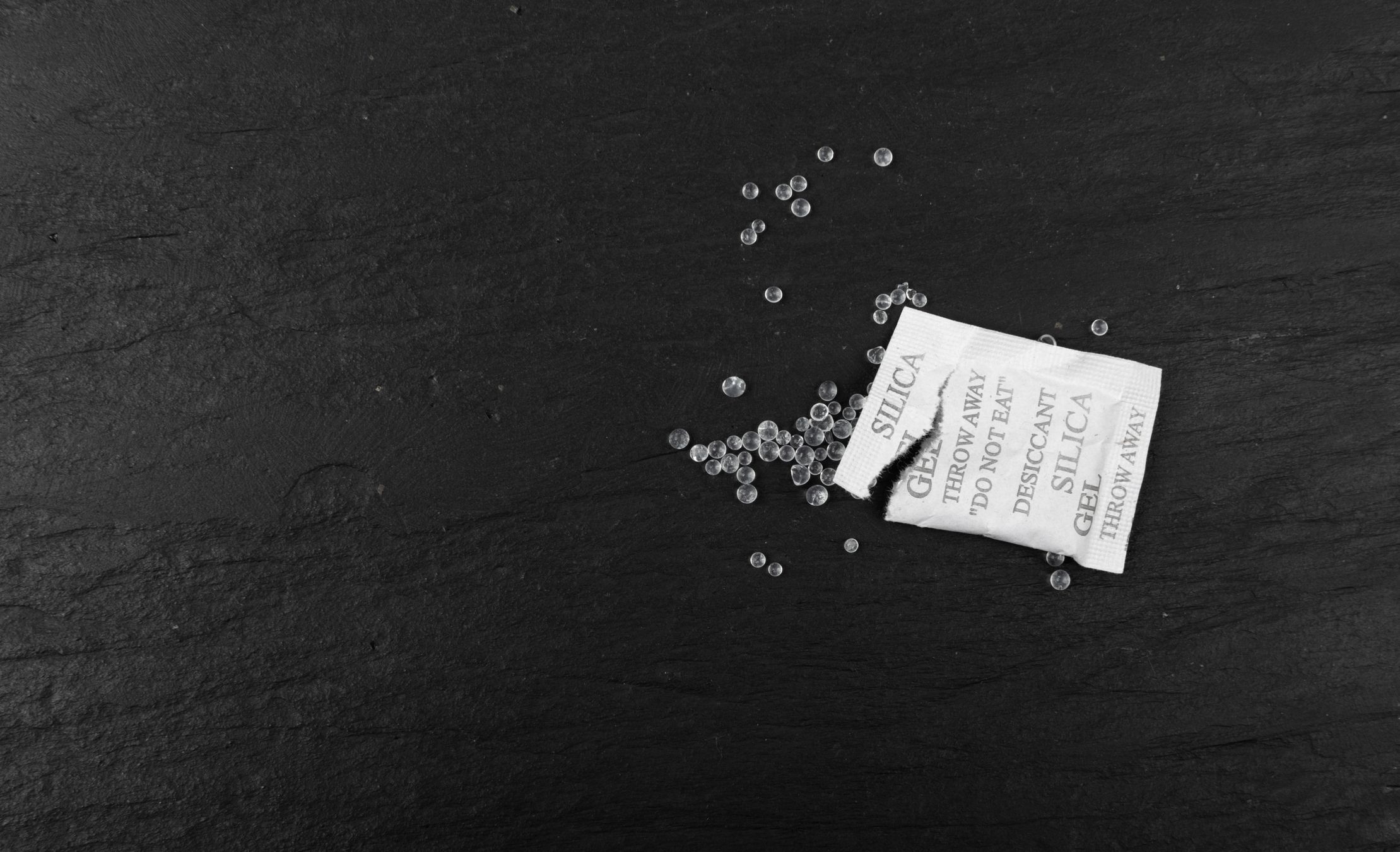Silica-Gel-P&auml;ckchen solltet ihr f&uuml;r euren Haushalt aufheben.