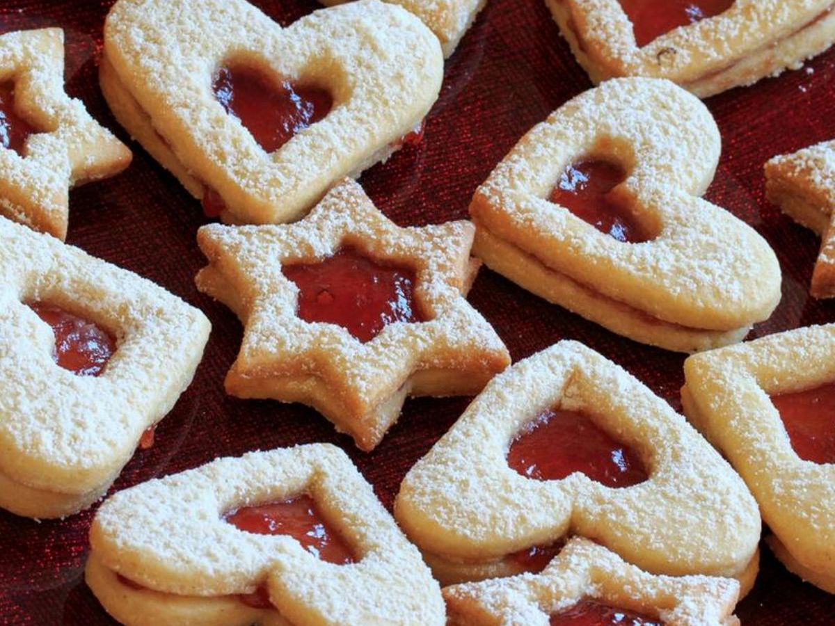 Spitzbuben wie bei Oma: Geniales Pl&auml;tzchen-Rezept f&uuml;r alle Naschkatzen