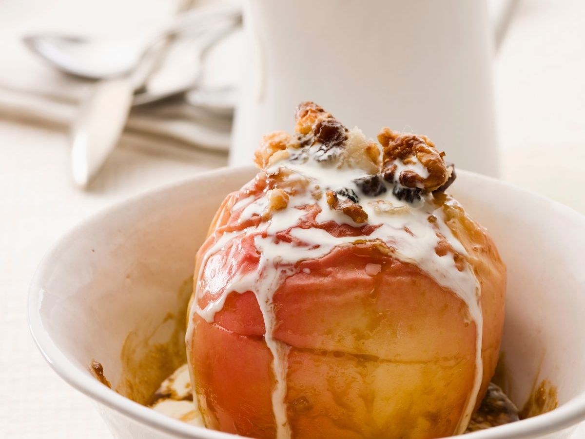Bratapfel mit Vanilleso&szlig;e: So schmeckt er wie bei Oma