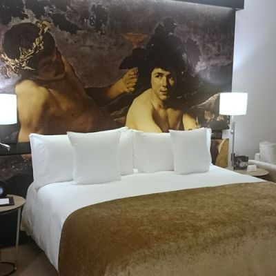 Die Werke von Vel&aacute;zquez wachen &uuml;ber das gesamte Hotel.