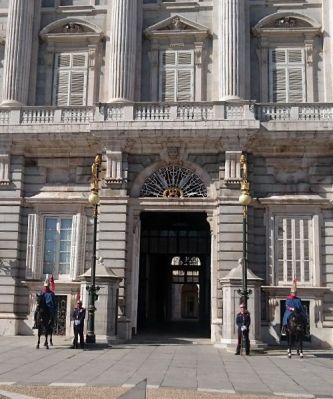 Obligatorisch: Der Besuch beim K&ouml;nigspalast.