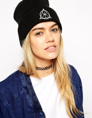 Tattoo-Kette mit Anh&auml;nger von Asos, 7,49 &euro;