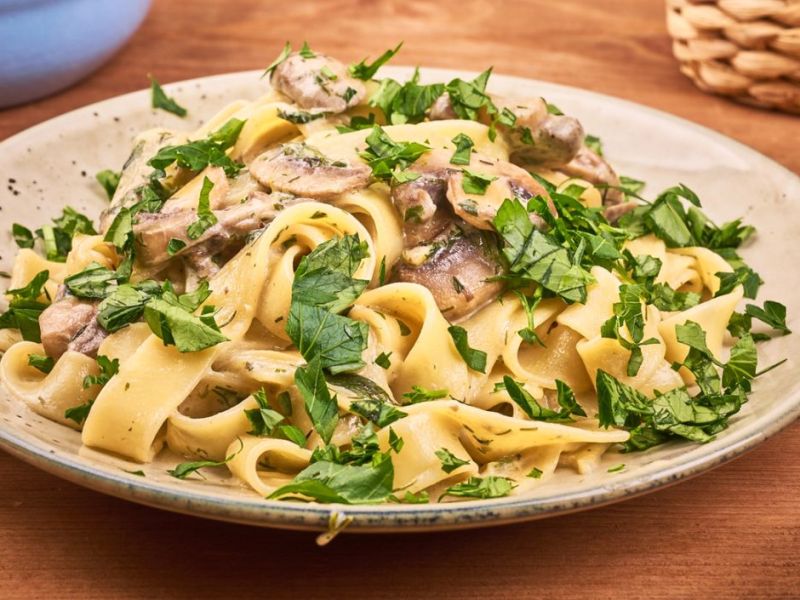 Nudeln mit Champignons
