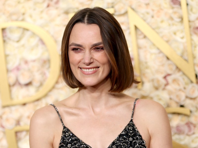 Keira Knightley tr&auml;gt den Sliced Bob auf dem roten Teppich.