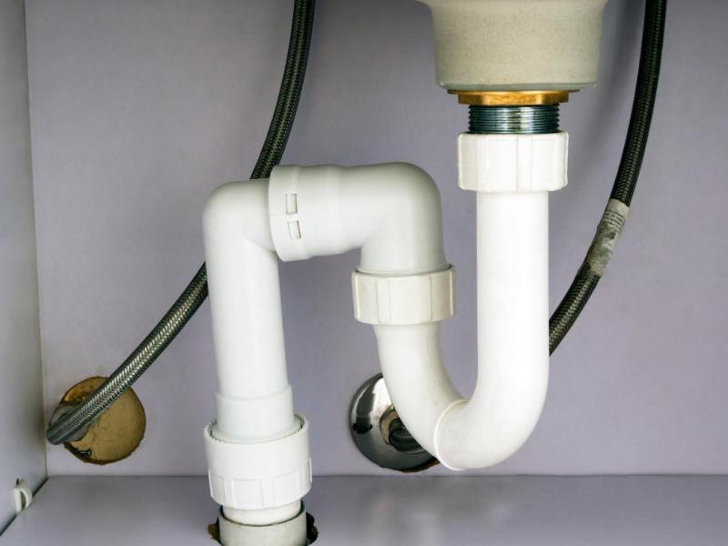 Siphon eines Sp&uuml;lbeckens.
